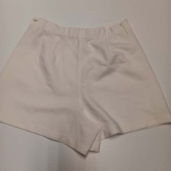 Abercrombie & Fitch Women's Plus Size Beige Cotton Blend Shorts - Picture 2 of 5